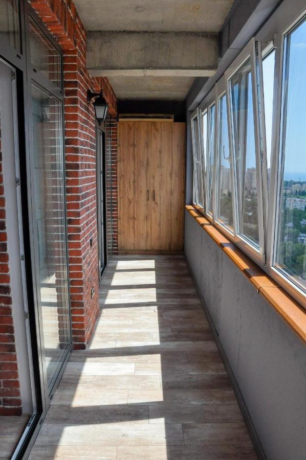 Лофт На 26 Этаже Odessa Extérieur photo